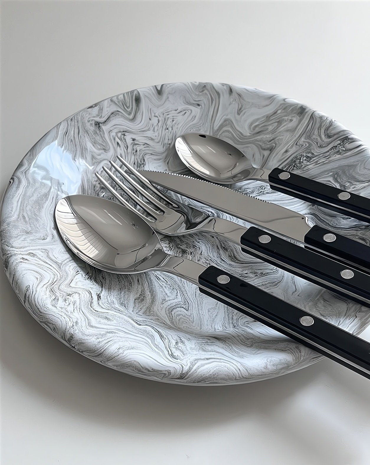 8-Piece Cutlery Set for Two | Modern Minimalist Flatware