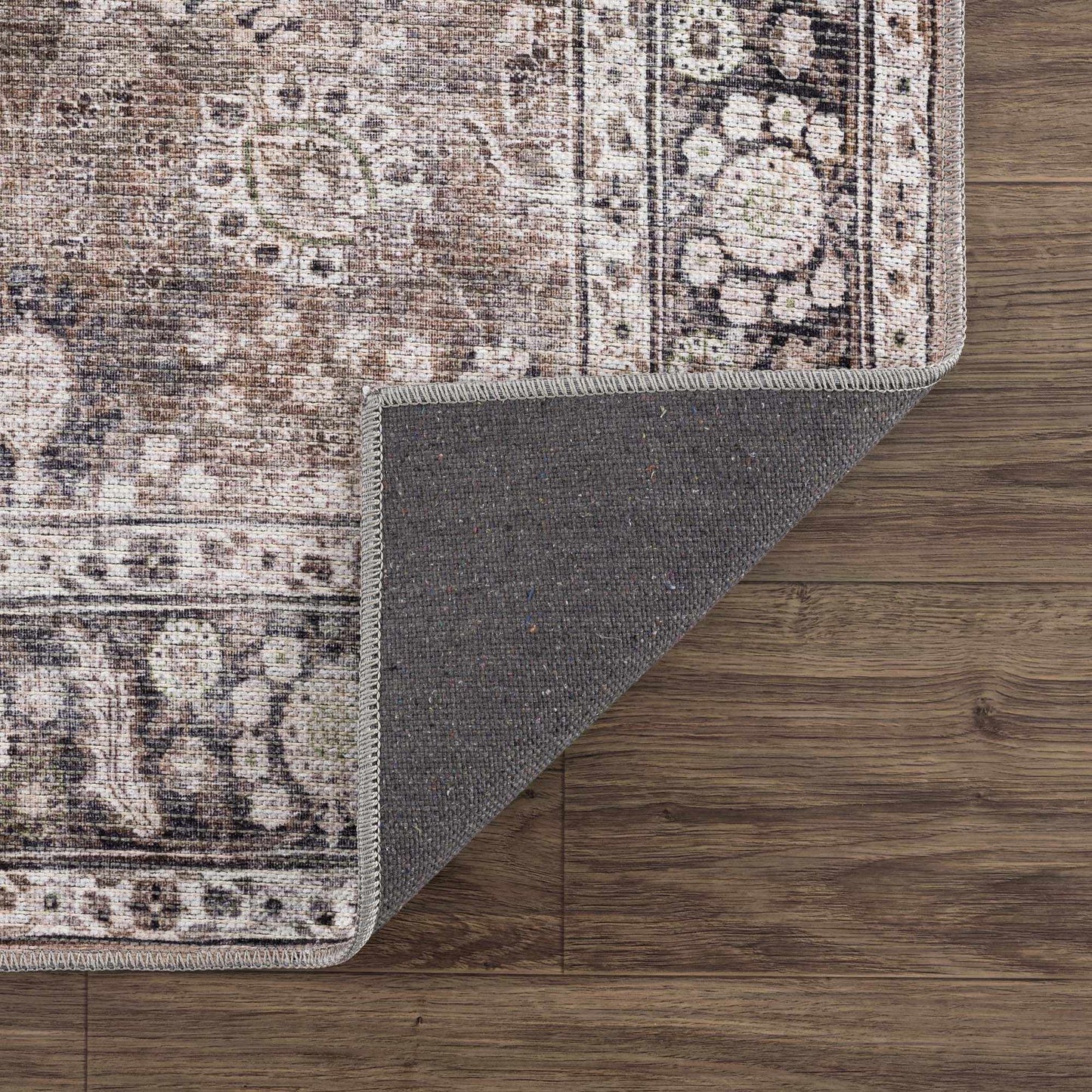 The Ganyangan Collection: Low-Pile Rug with Vintage Style