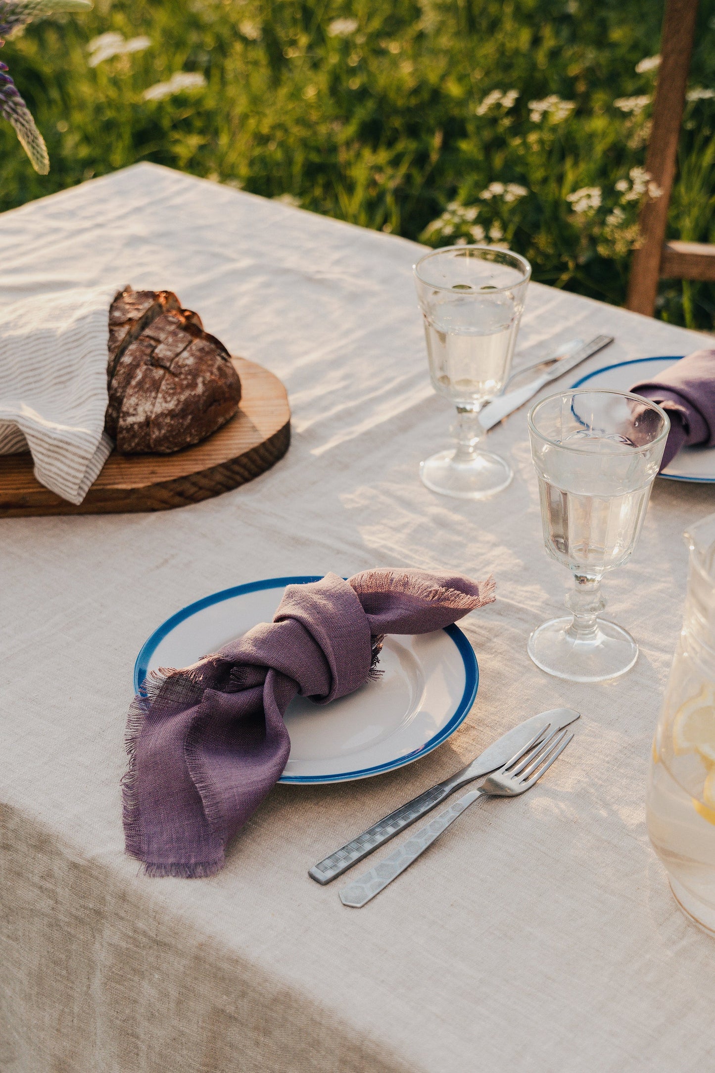 Rustic Ruffled Linen Table Cover – Wedding & Dining