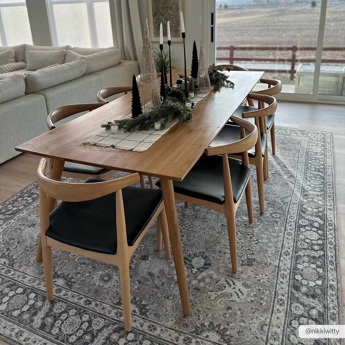 The Ganyangan Collection: Low-Pile Rug with Vintage Style