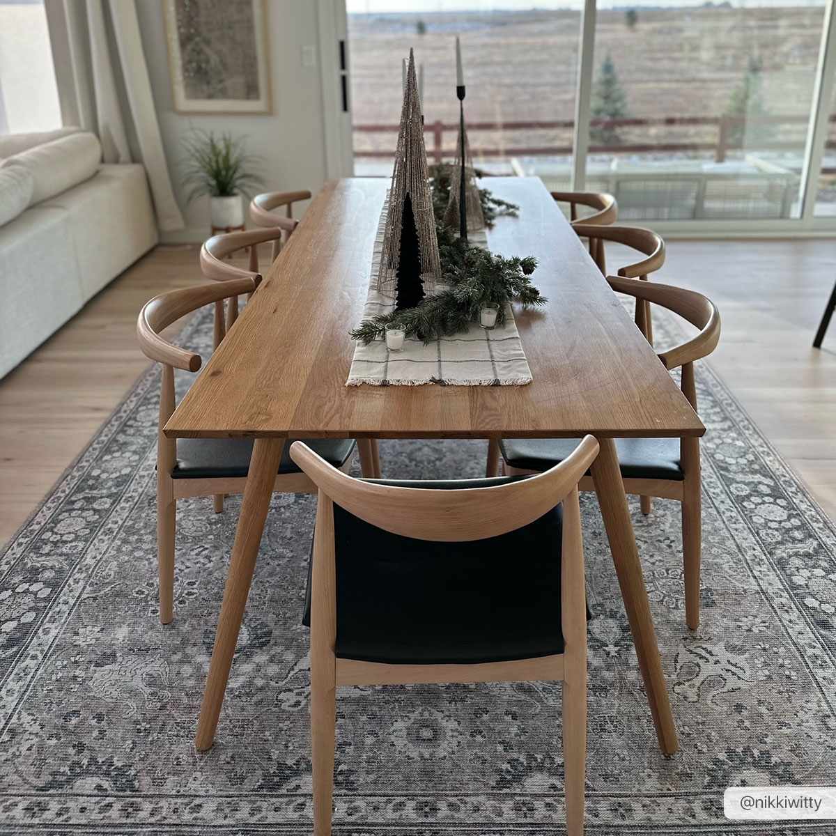 The Ganyangan Collection: Low-Pile Rug with Vintage Style