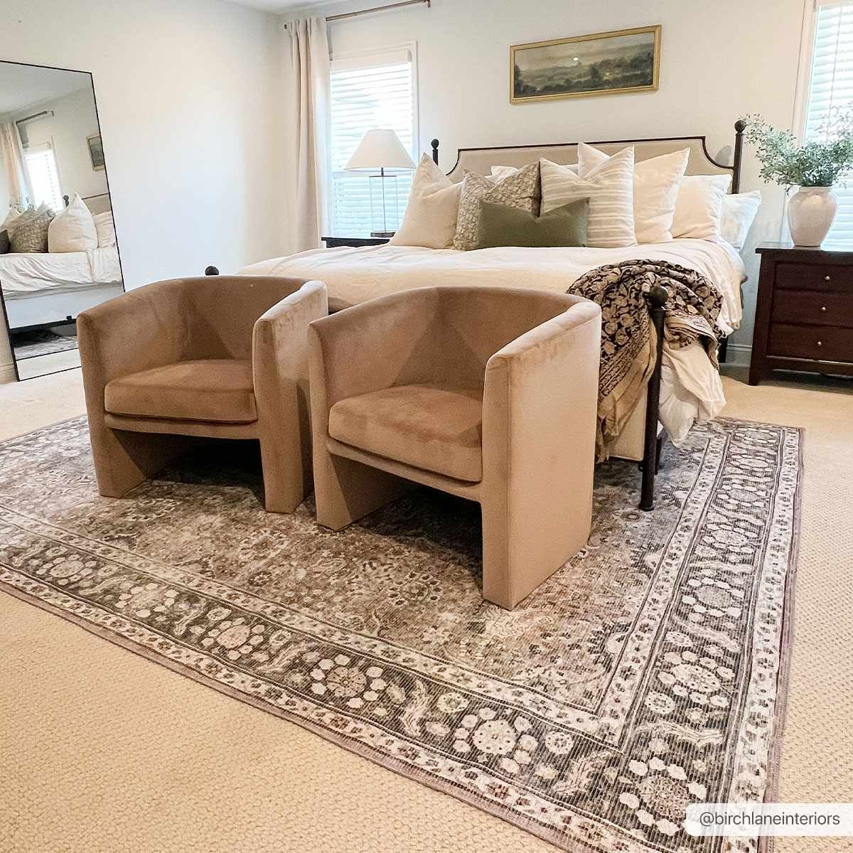 The Ganyangan Collection: Low-Pile Rug with Vintage Style
