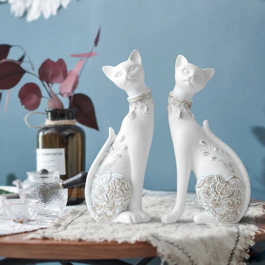 Decorative Resin Cat Figurine – European-Inspired Home Accent