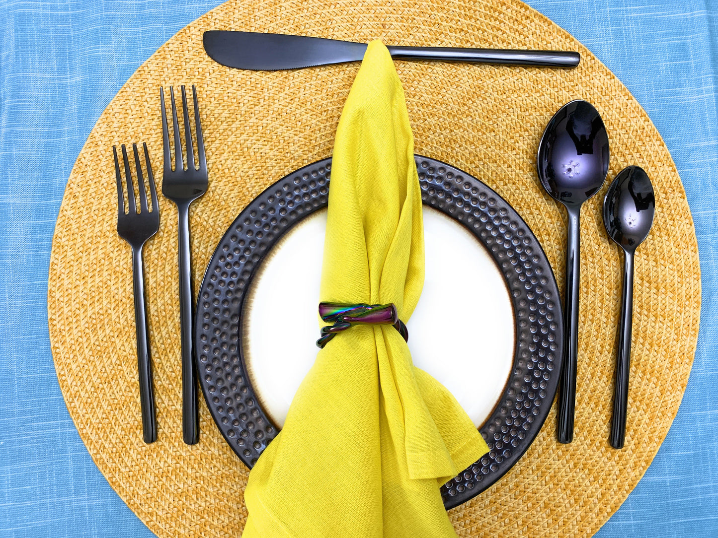 Premium Handcrafted Black Flatware Set – 20 PCS