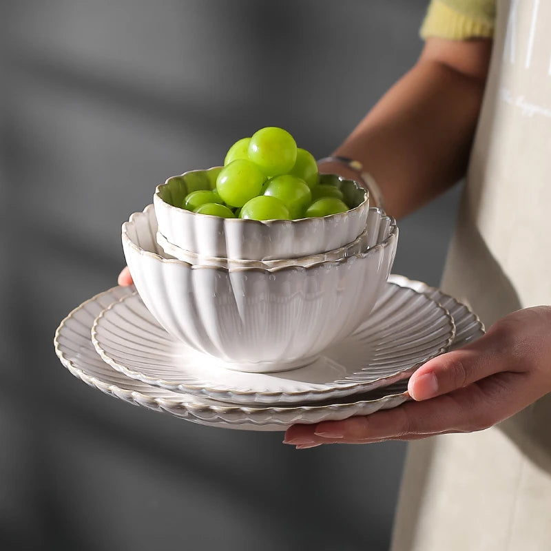 White Floral-Shaped Ceramic Dinner Set