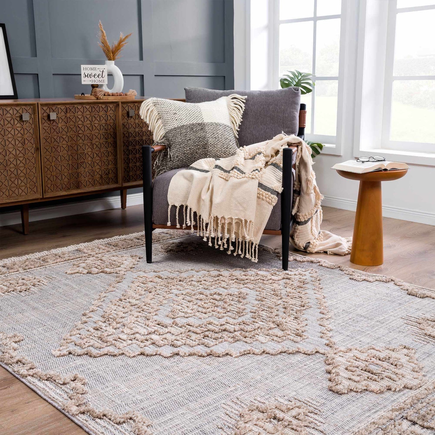 Southwestern Area Rug with Intricate Medallion Design
