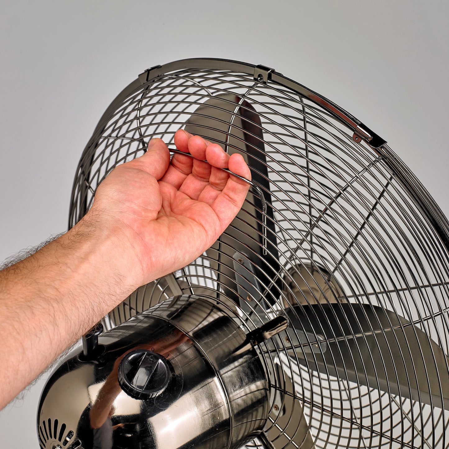 Pearl Black Metal Floor Fan - Adjustable Height