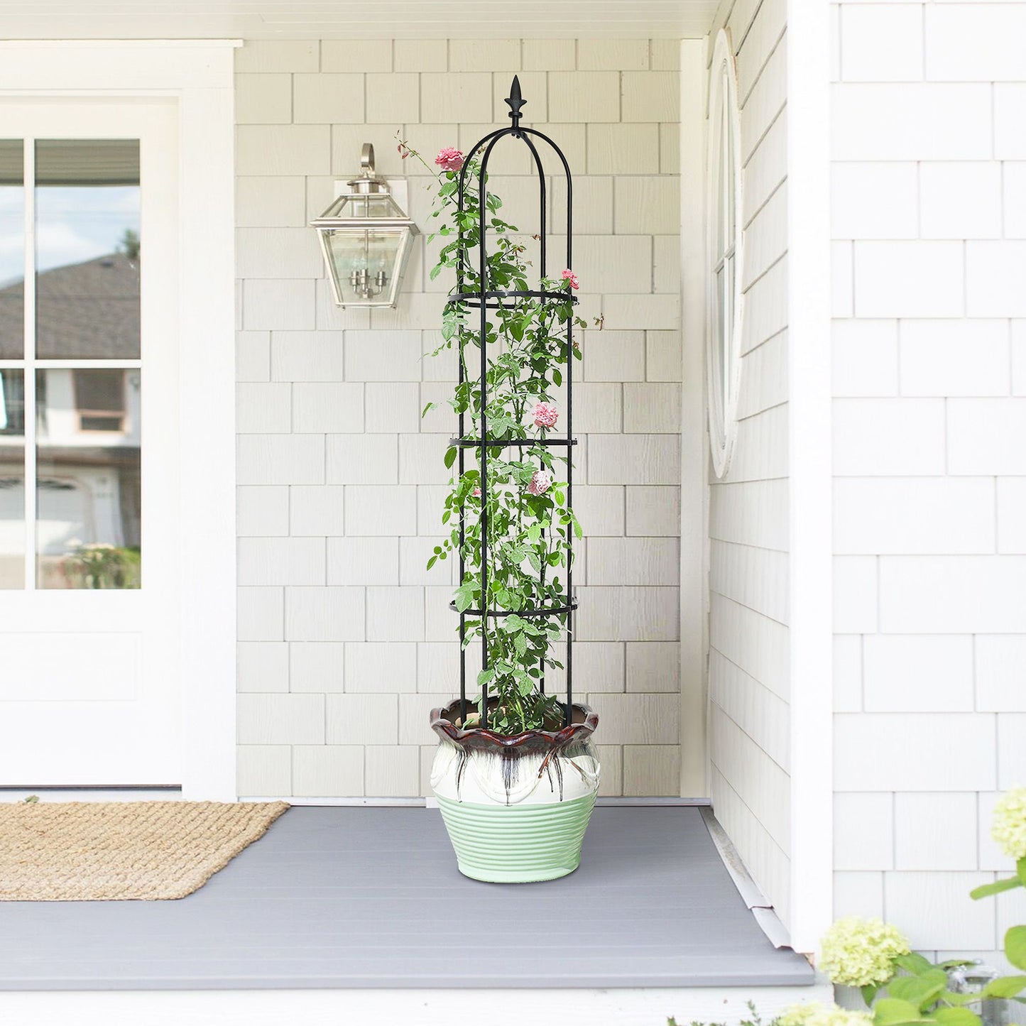 Rustproof black steel garden obelisk for roses and tomatoes