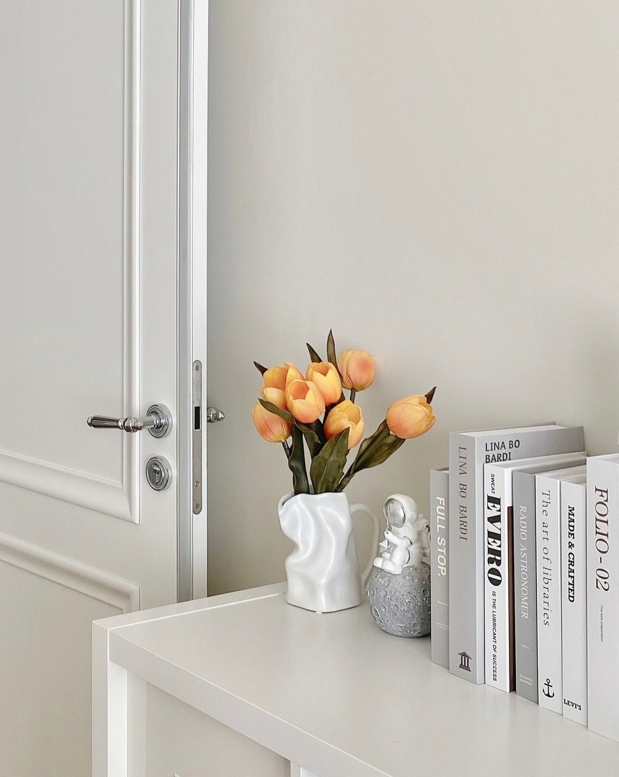 Elegant and unique home decor – artisanal pottery vase