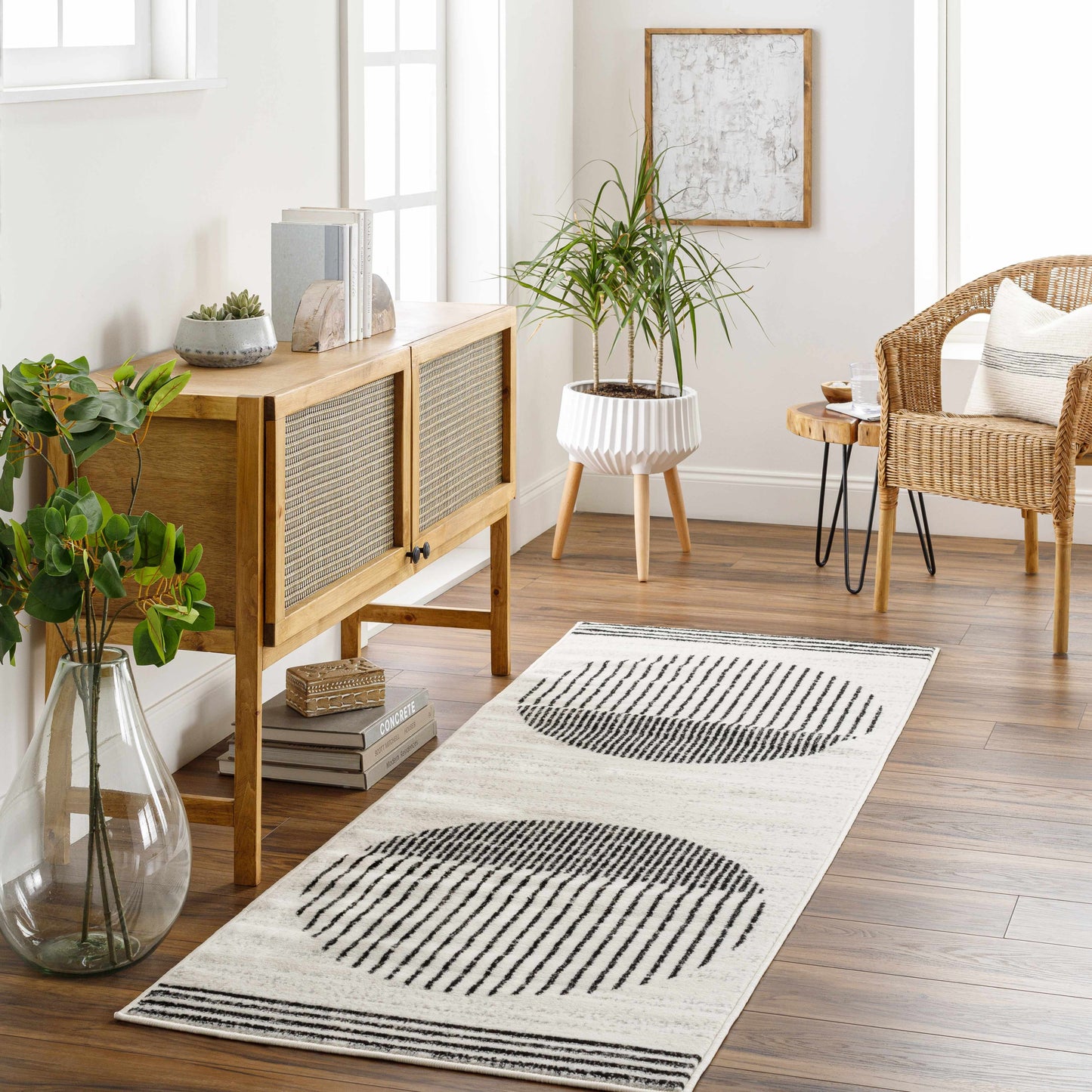 Hauteloom Angus Collection Non-Shedding Medium Pile Rug