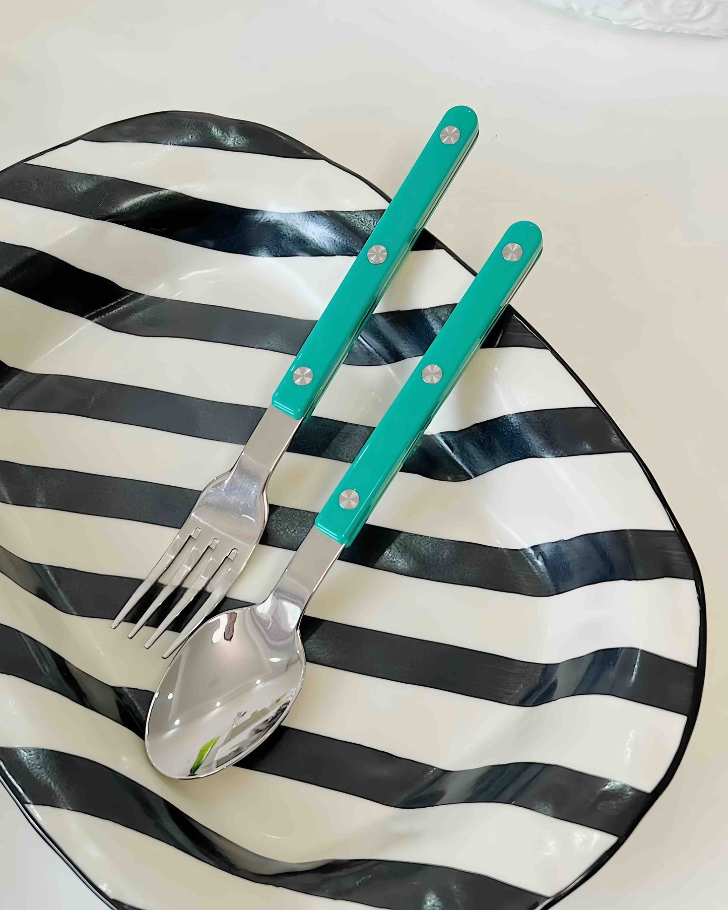 10 Pcs Modern French Rivet Cutlery Set - Bistrot Style Flatware