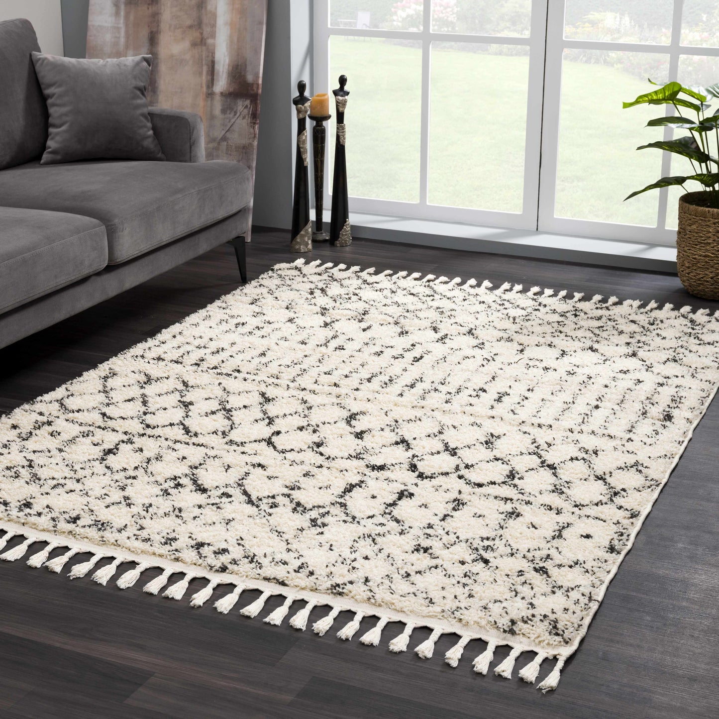 Hauteloom Kibureau Moroccan-Inspired Shag Area Rug
