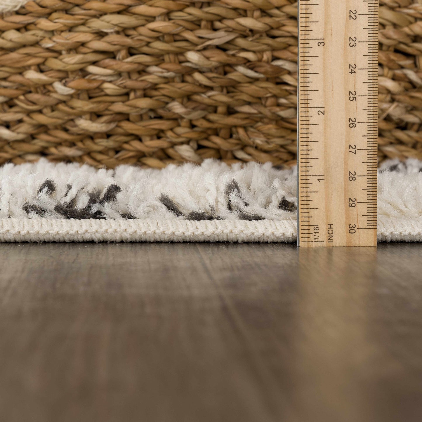 Hauteloom Kibureau Moroccan-Inspired Shag Area Rug
