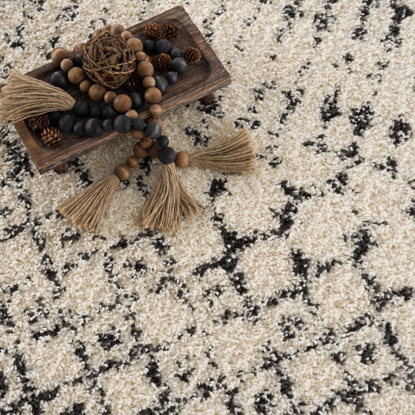 Hauteloom Kibureau Moroccan-Inspired Shag Area Rug