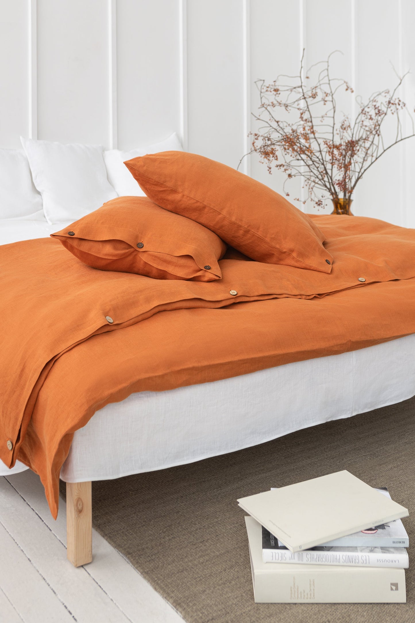 Duvet Cover with Coconut Buttons