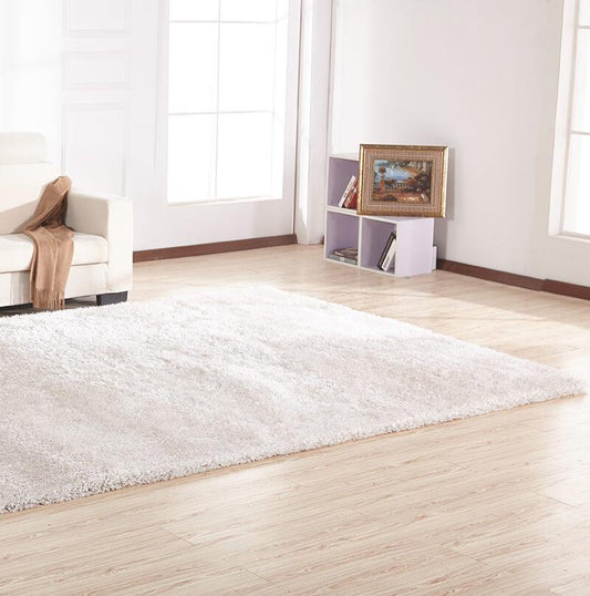 Chubby Collection White Shaggy Area Rug – Hand-Tufted Polyester by Amazing Rugs