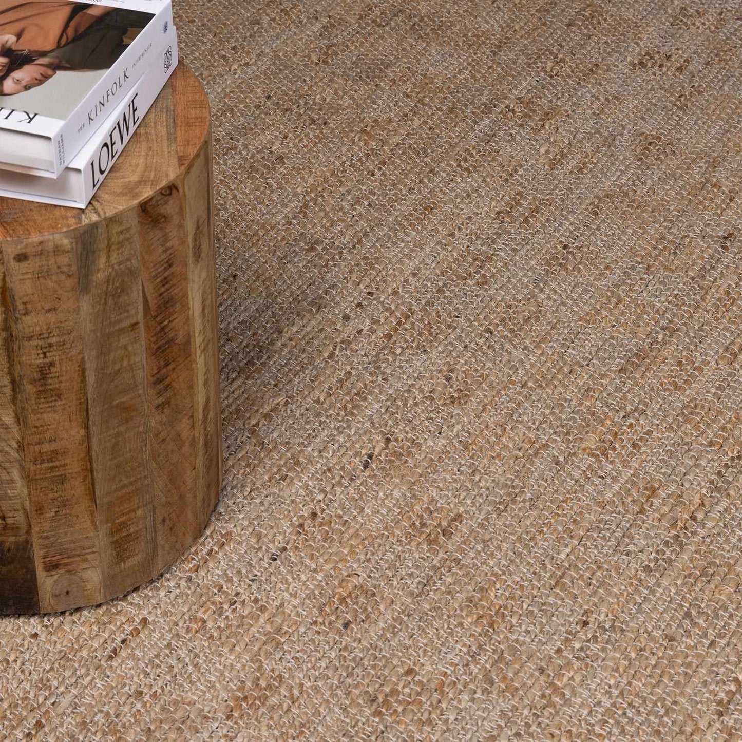 Natural Hand-Woven Jute Rug – Light Brown & Brown