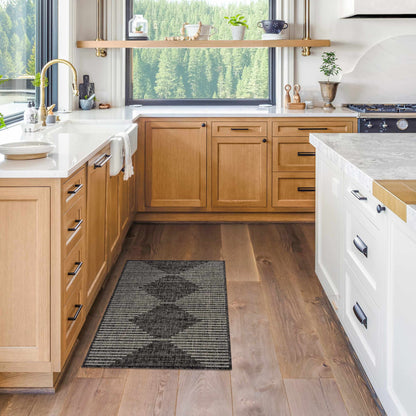 Stephan Black & White Area Rug – Modern Geometric Design