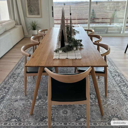 The Ganyangan Collection: Low-Pile Rug with Vintage Style