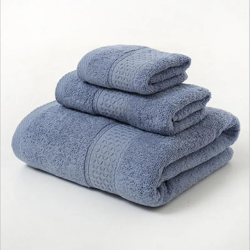 Super Absorbent Cotton Bath Towel — Lightweight & Quick Dry