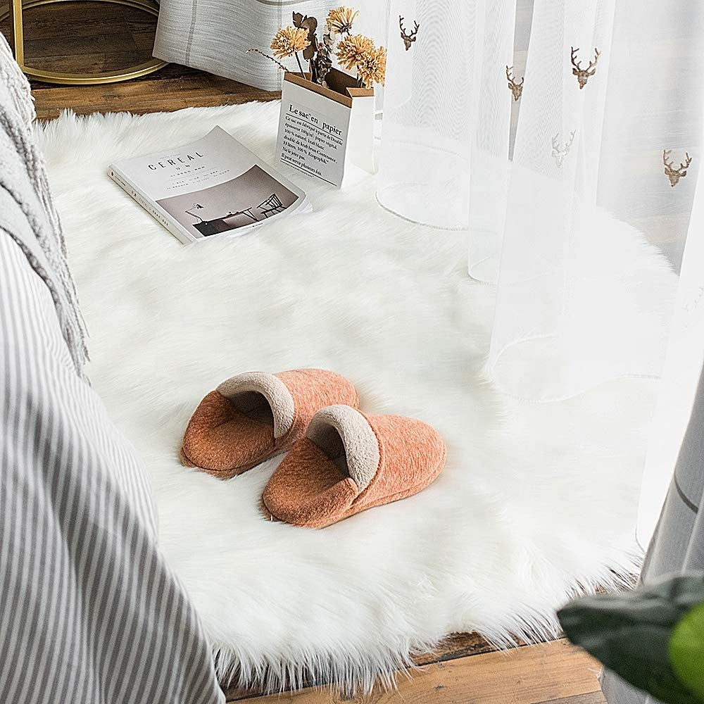 Faux Fur Sheepskin Rug for Home