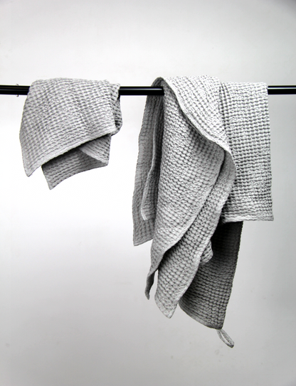 Linen Cotton Waffle Towel | Soft & Absorbent in Asphalt Grey