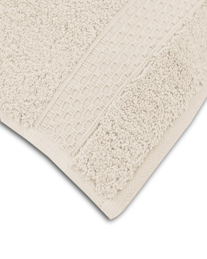 Thick Plush Bath Towels — Egyptian Cotton, Soft & Absorbent