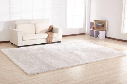 Chubby Collection White Shaggy Area Rug – Hand-Tufted Polyester by Amazing Rugs
