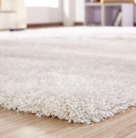 Chubby Collection White Shaggy Area Rug – Hand-Tufted Polyester by Amazing Rugs