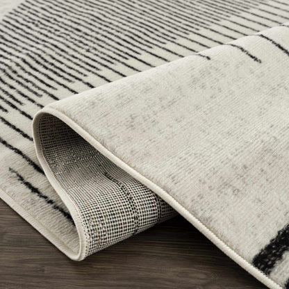 Hauteloom Angus Collection Non-Shedding Medium Pile Rug