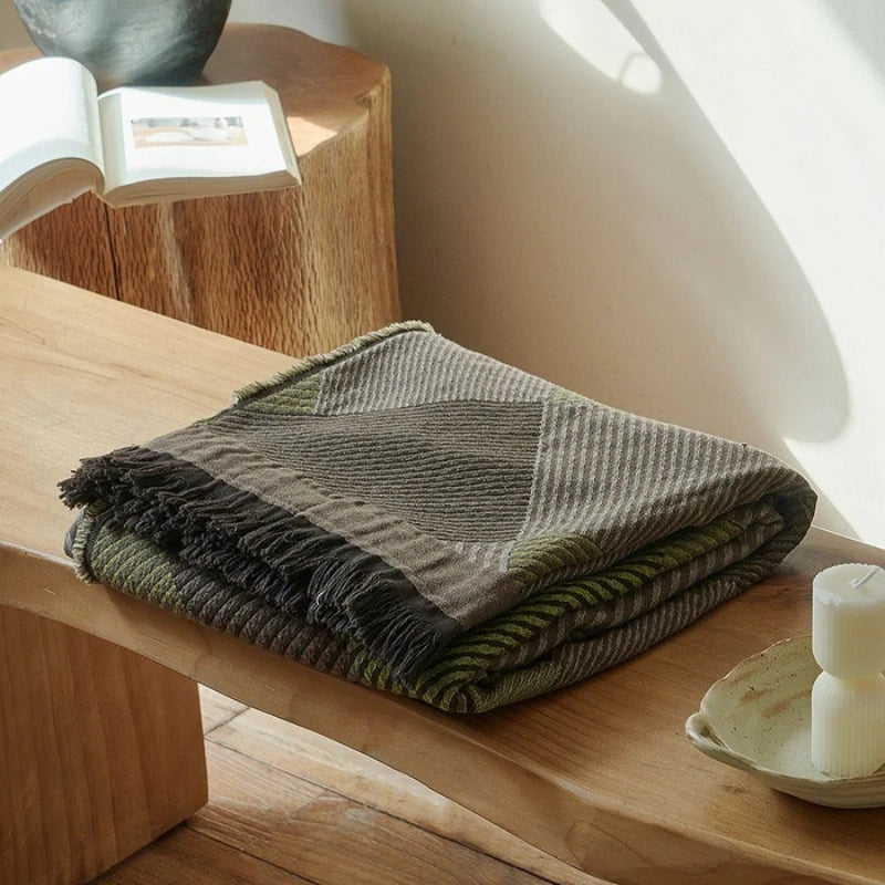 Vintage Jacquard Cotton Throw Blanket with Tassel Fringe