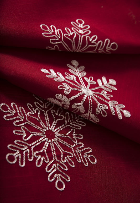Elegant Christmas Snowflake Tablecloth