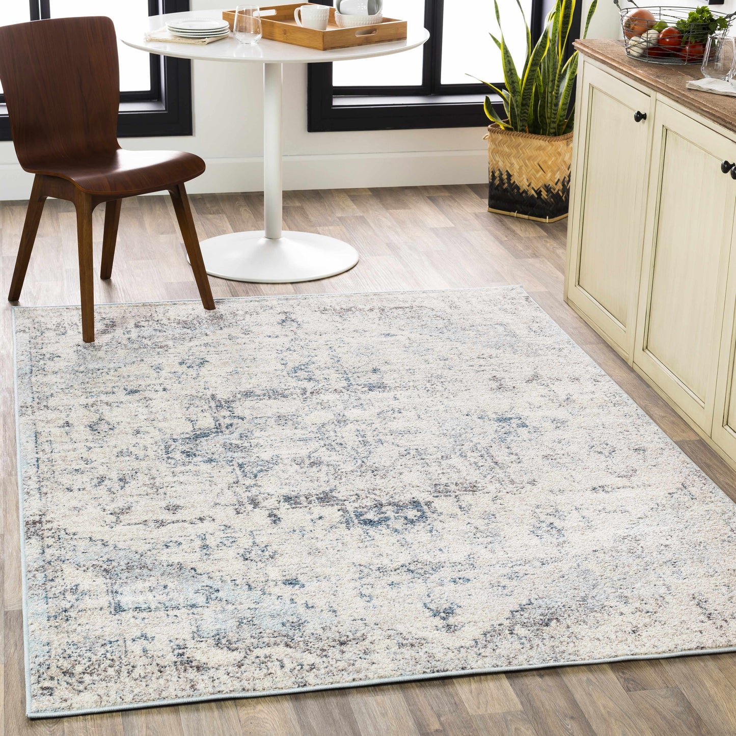Orrick Modern Farmhouse Medallion Rug – Soft Gray & Cream Persian Design