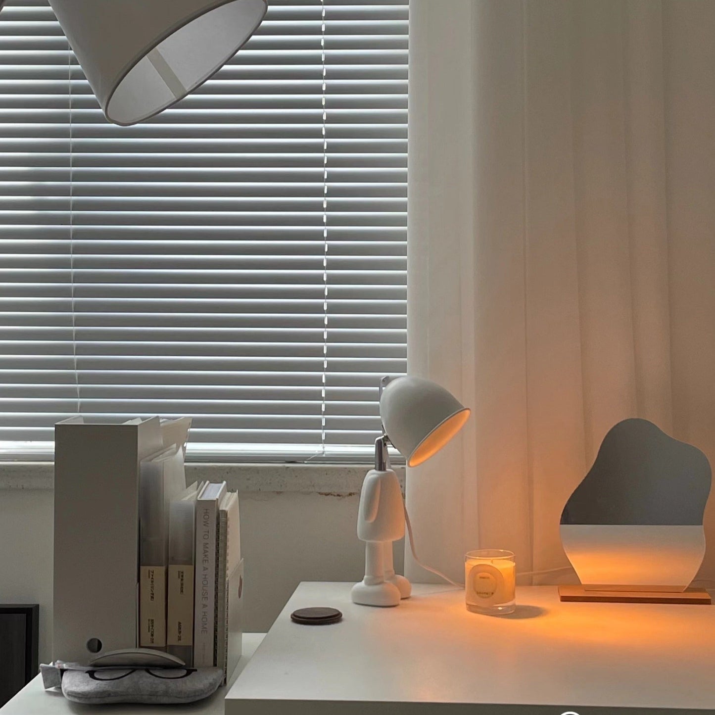 Lil Robot Electric Candle Warmer Lamp