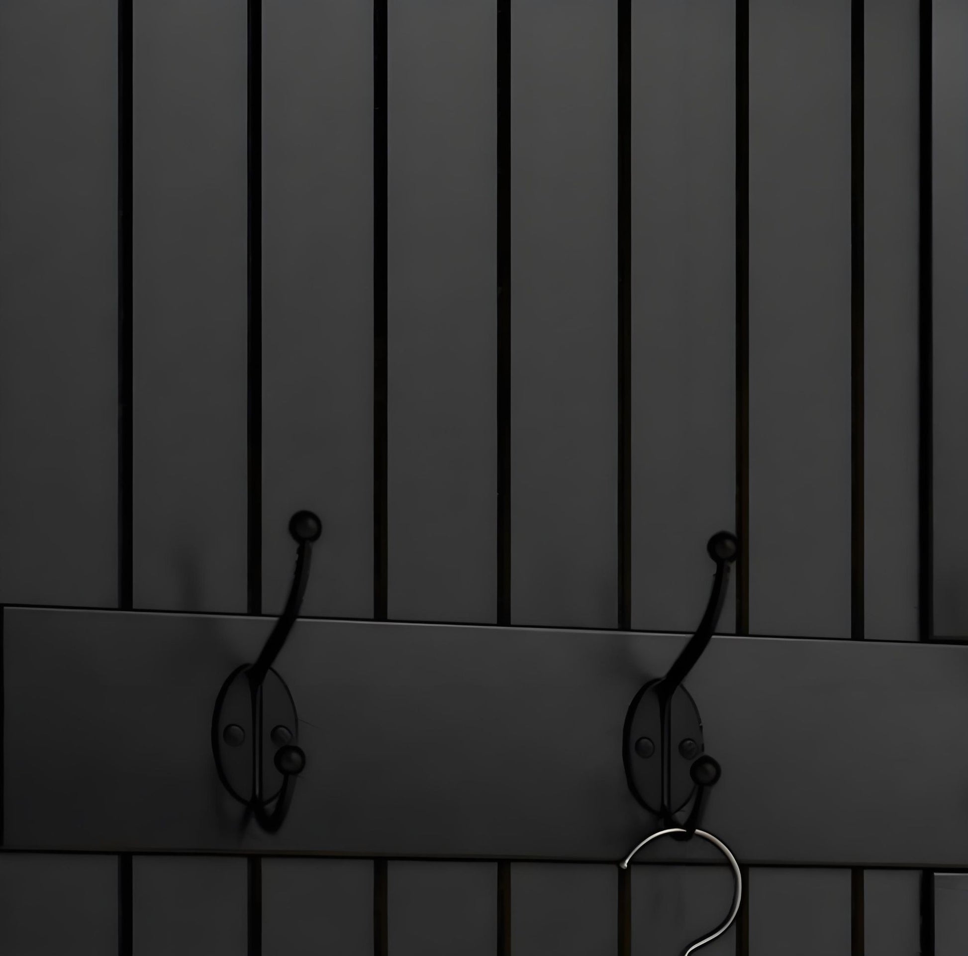 541116181