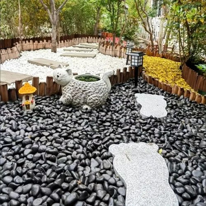 531739381