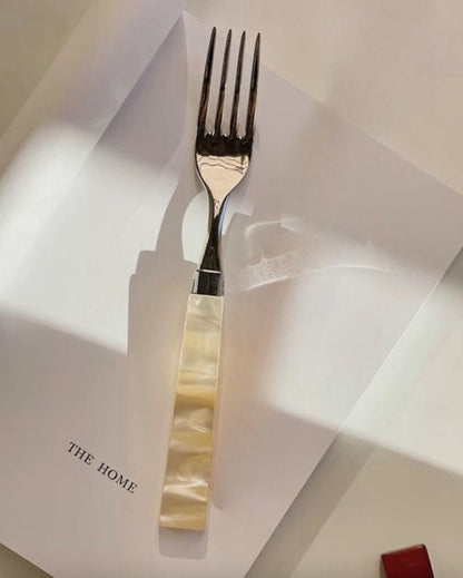 Handmade Italian Flatware Set with Pearly Handles (8 PCS)