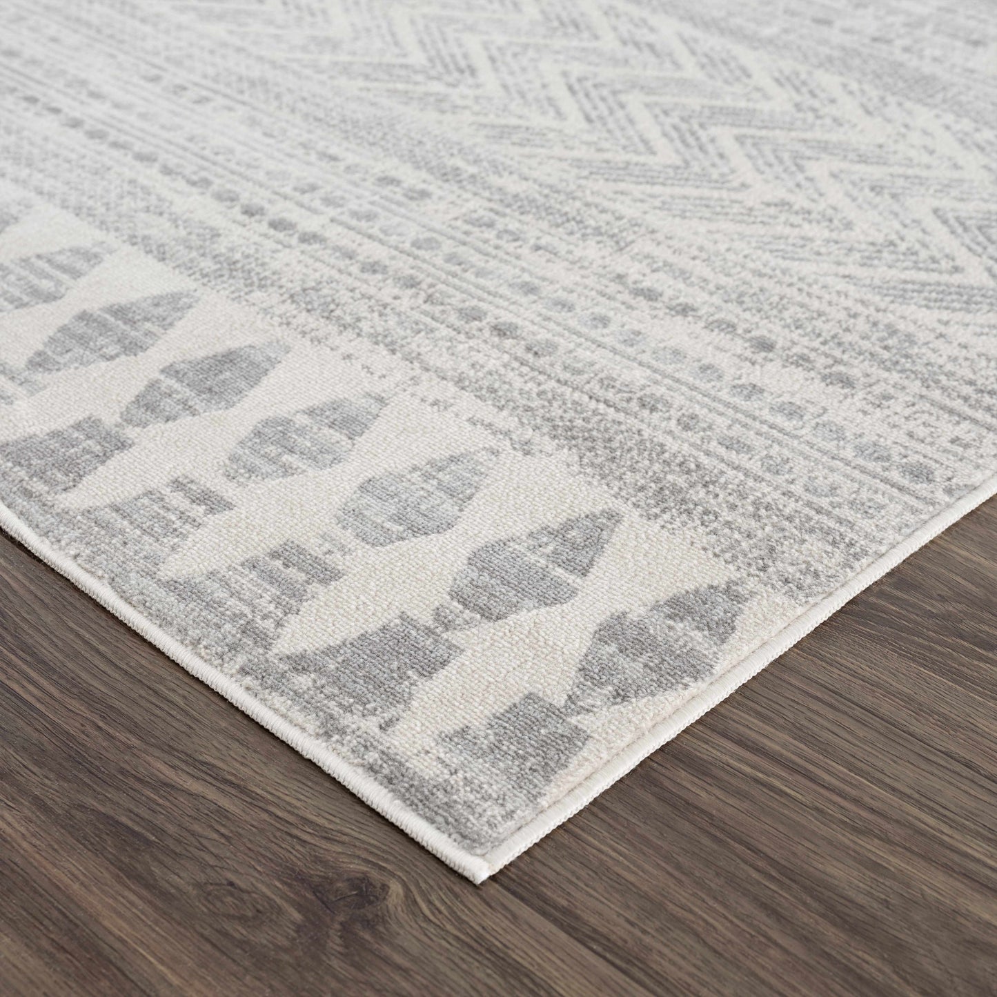 Chinnor Area Rug – Soft Texture with Subtle Pattern